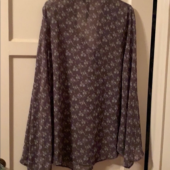 Anthropologie BELLATRIX GRAY SHEER LONG SLEEVE BLOUSE BLOUSE BELL SLEEVES Floral - Picture 11 of 13
